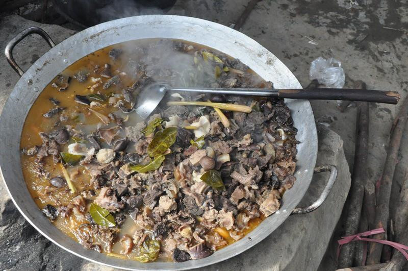 Pa pỉnh tộp và các món ăn có tên gọi lạ lùng ở Việt Nam