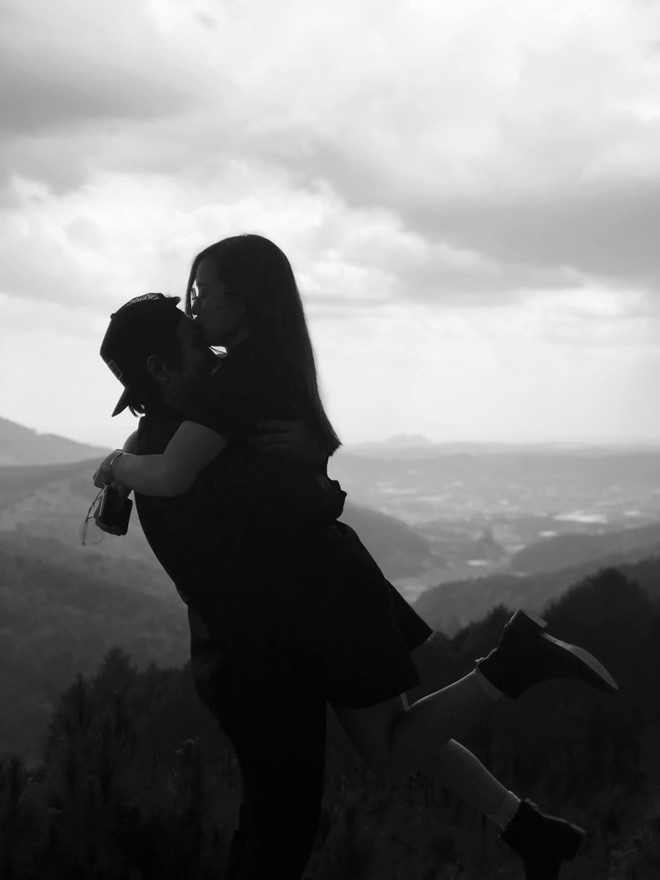 Sưu tập 300+ ảnh đen tình yêu lãng mạn và đầy cảm xúc