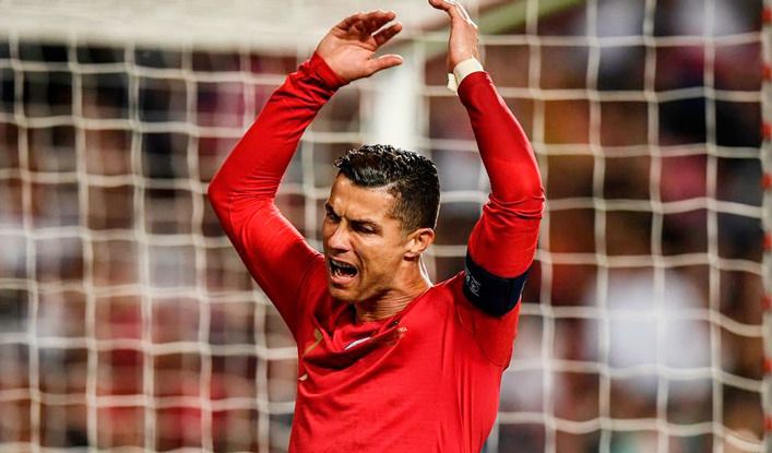 Ronaldo mất hình, Bồ Đào Nha chưa biết mùi chiến thắng