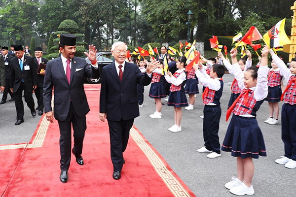 Tổng bí thư, Chủ tịch nước chủ trì lễ đón Quốc vương Brunei