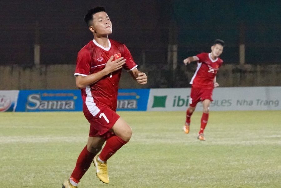 Đả bại U19 Trung Quốc, U19 Việt Nam tranh chức vô địch với Thái Lan