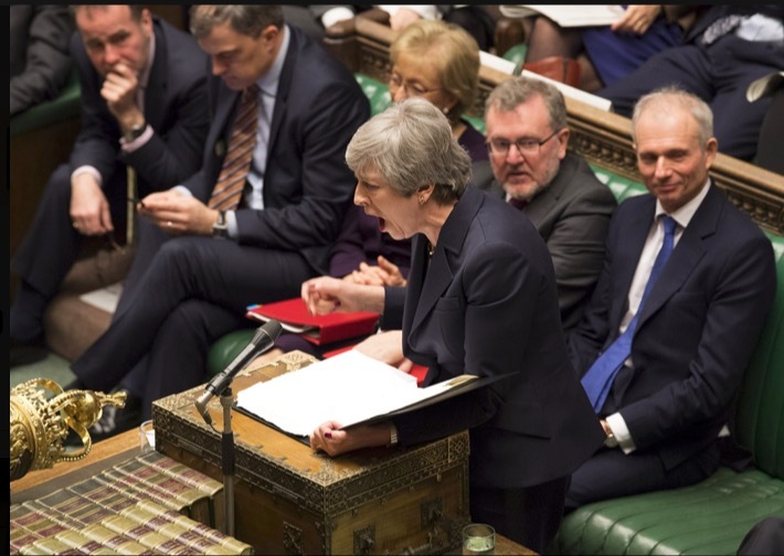 Thủ tướng Anh đề xuất từ chức để cứu thoả thuận Brexit