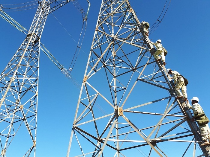 Phó Thủ tướng yêu cầu đánh giá tác động của giá điện tăng