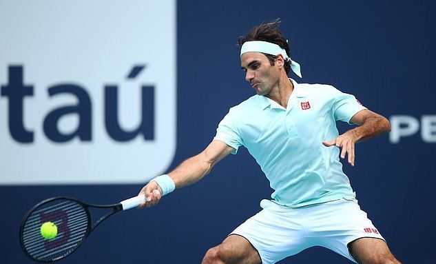 Federer lấy vé bán kết Miami Open dễ như đi dạo