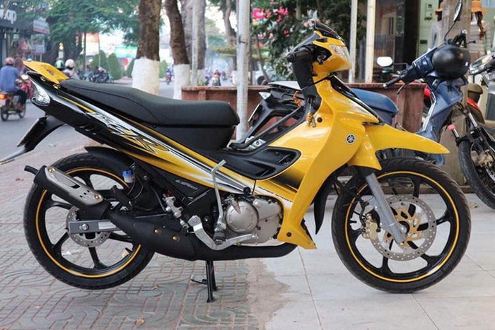 Xe máy Yamaha cũ rao bán giá cao: Bạn đang tìm kiếm một chiếc xe máy Yamaha cũ có chất lượng tốt và giá cả hợp lý? Những bức ảnh về xe máy Yamaha cũ rao bán giá cao sẽ giúp bạn có được những thông tin cần thiết và đưa ra quyết định chính xác cho mình. Hãy đến và khám phá ngay!