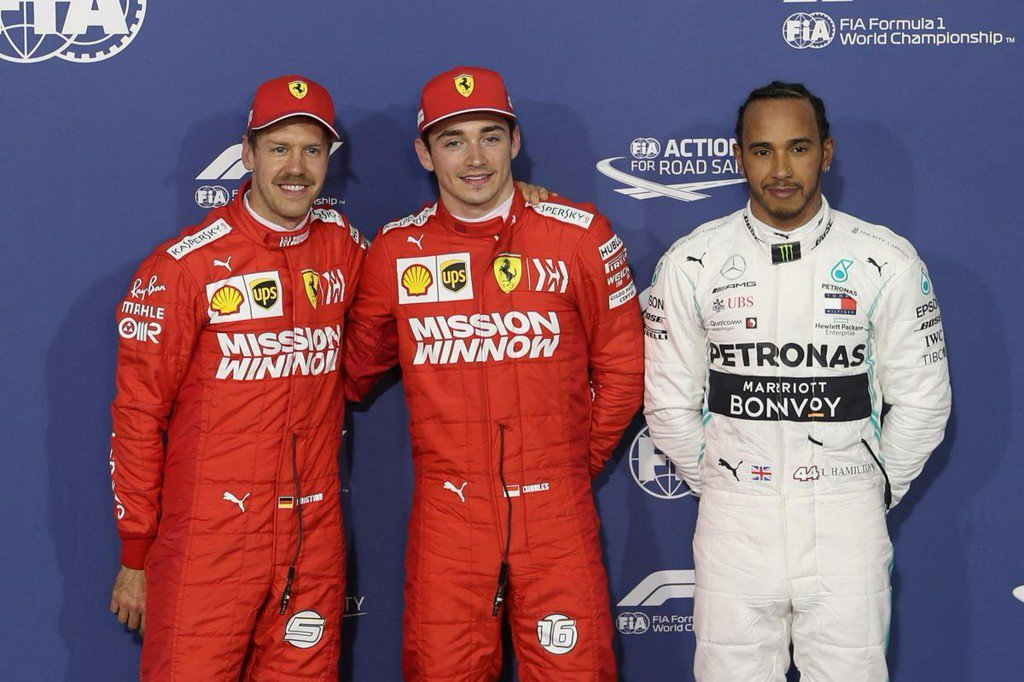 F1: Ferrari xuất phát 1-2 ở Grand Prix Bahrain