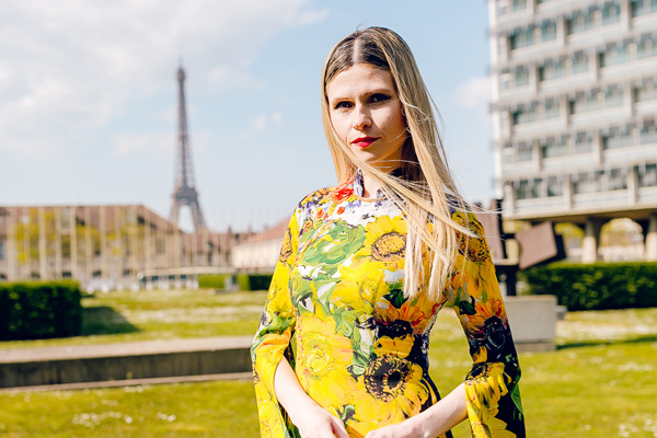 Người mẫu Pháp diện áo dài Việt Nam tại trụ sở UNESCO