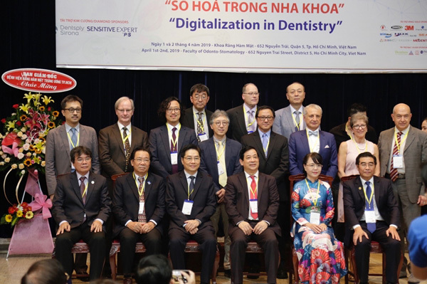 Số hóa nha khoa nổi bật trong hội nghị Răng Hàm Mặt