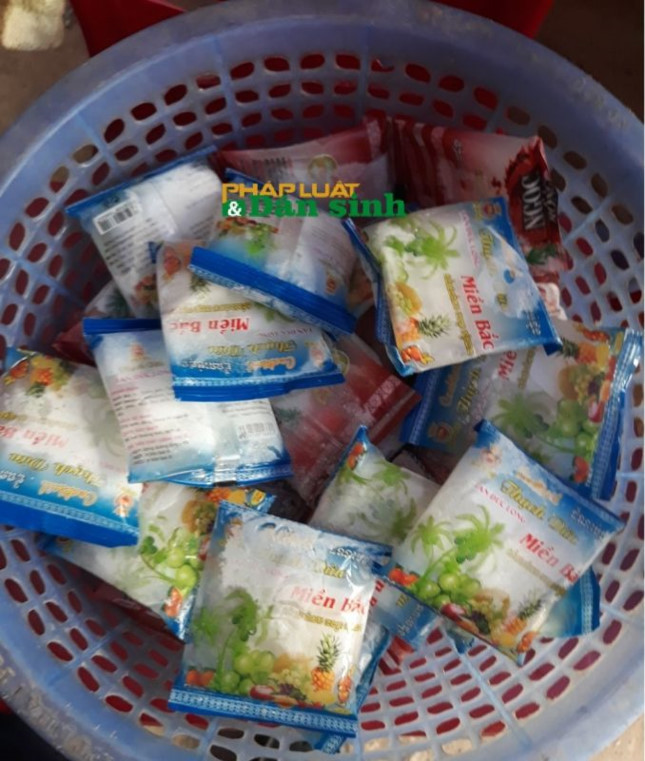 Phạt trò ăn thạch trong nhà vệ sinh, cô giáo Hưng Yên bị chấm dứt hợp đồng