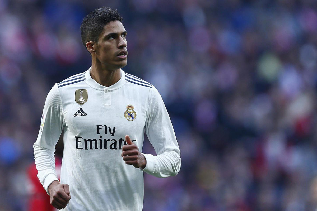 Real Madrid tăng lương, Varane 