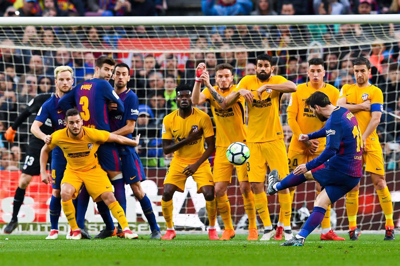 Barca vs Atletico: Messi phán quyết ngôi vương
