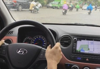Nhiều tài xế Việt mắc lỗi khiến vô-lăng bị khóa chặt