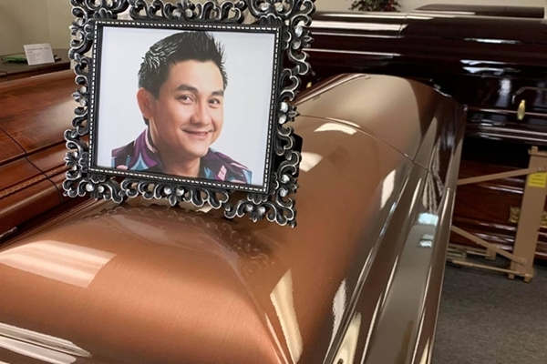 Tang lễ nghệ sĩ Anh Vũ ở Việt Nam được tổ chức tại chùa