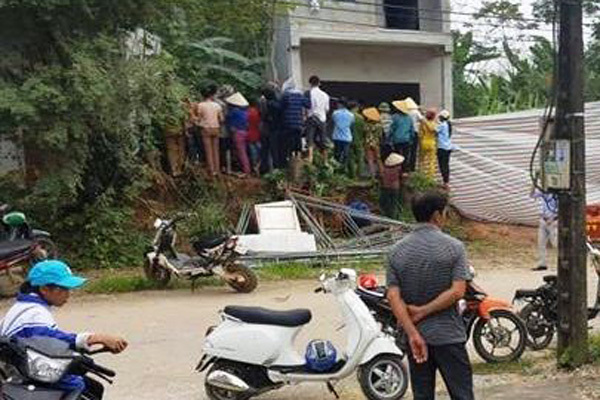 Bé trai sơ sinh nghi bị sát hại, chôn trước nhà kho ở Điện Biên