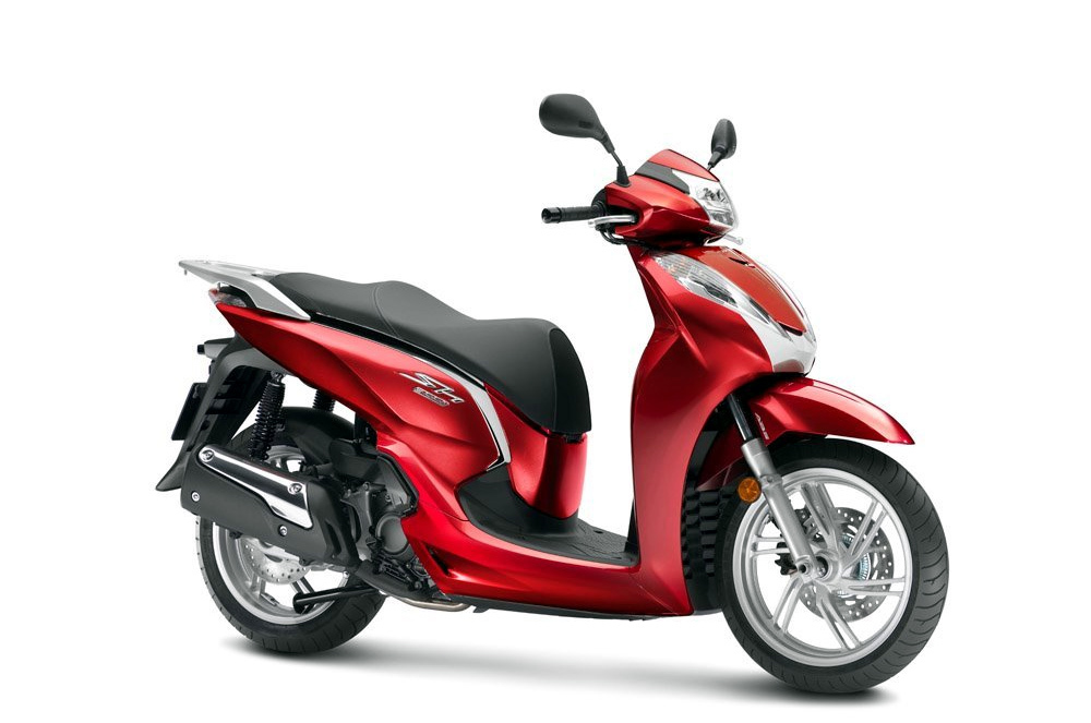 Honda SH mới về:Đắt gần bằng ô tô, dân buôn chém tiền chênh