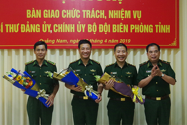 Triển khai quyết định của Bộ Quốc phòng về công tác cán bộ