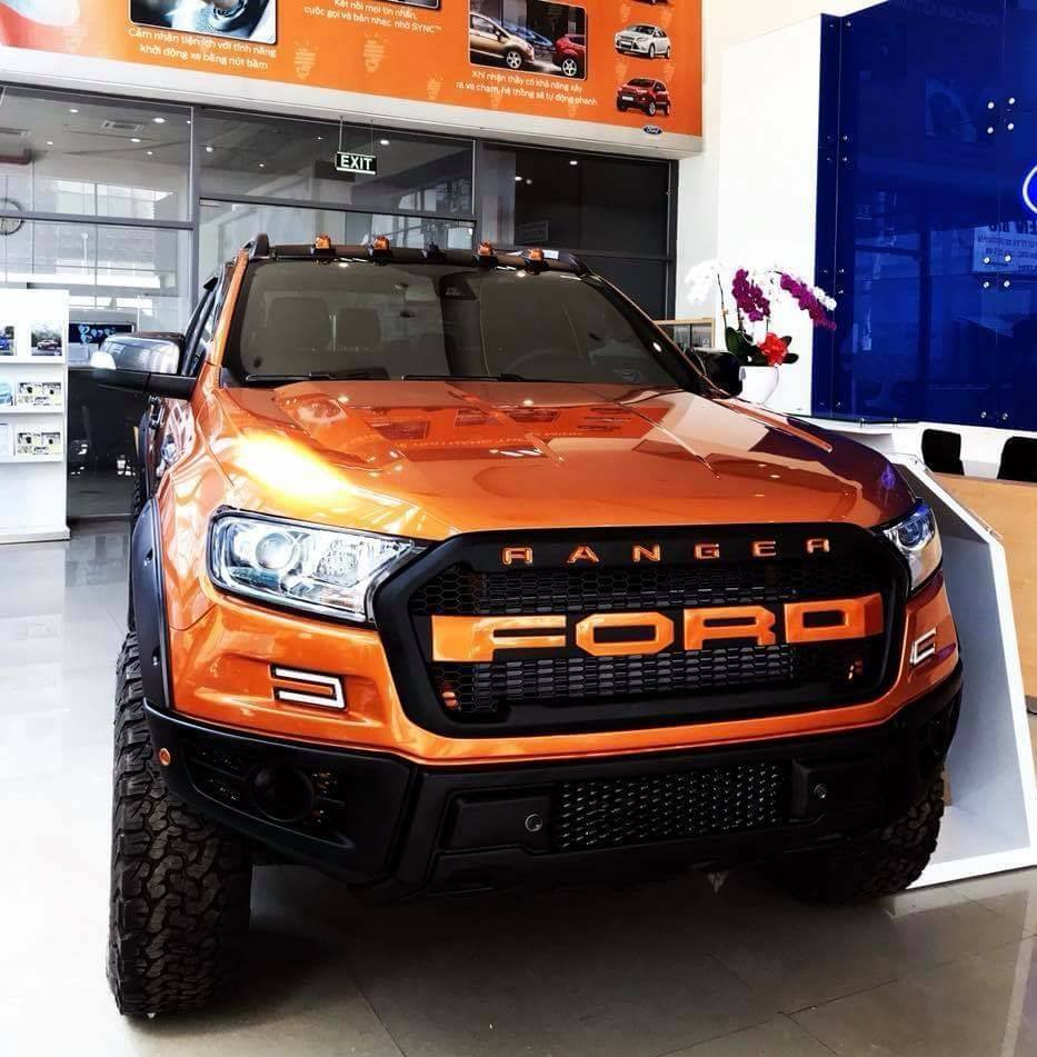 Xe bán tải giờ G: Nhiều khách ngậm ngùi trượt chạy phí