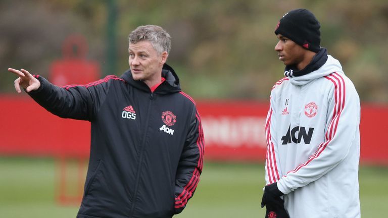 MU tăng lương chót vót Rashford, Real tìm nhà cho Hazard