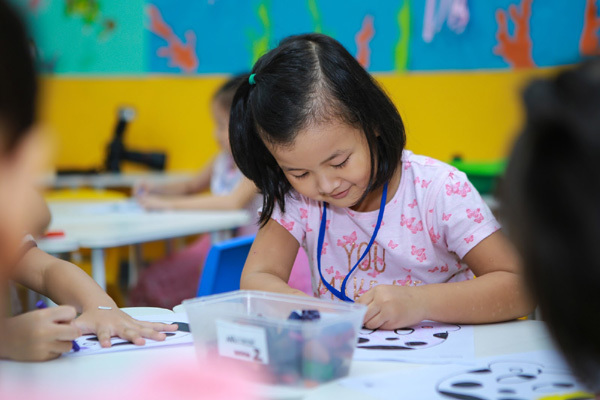 Ngộ nhận việc học tiếng Anh của trẻ mẫu giáo