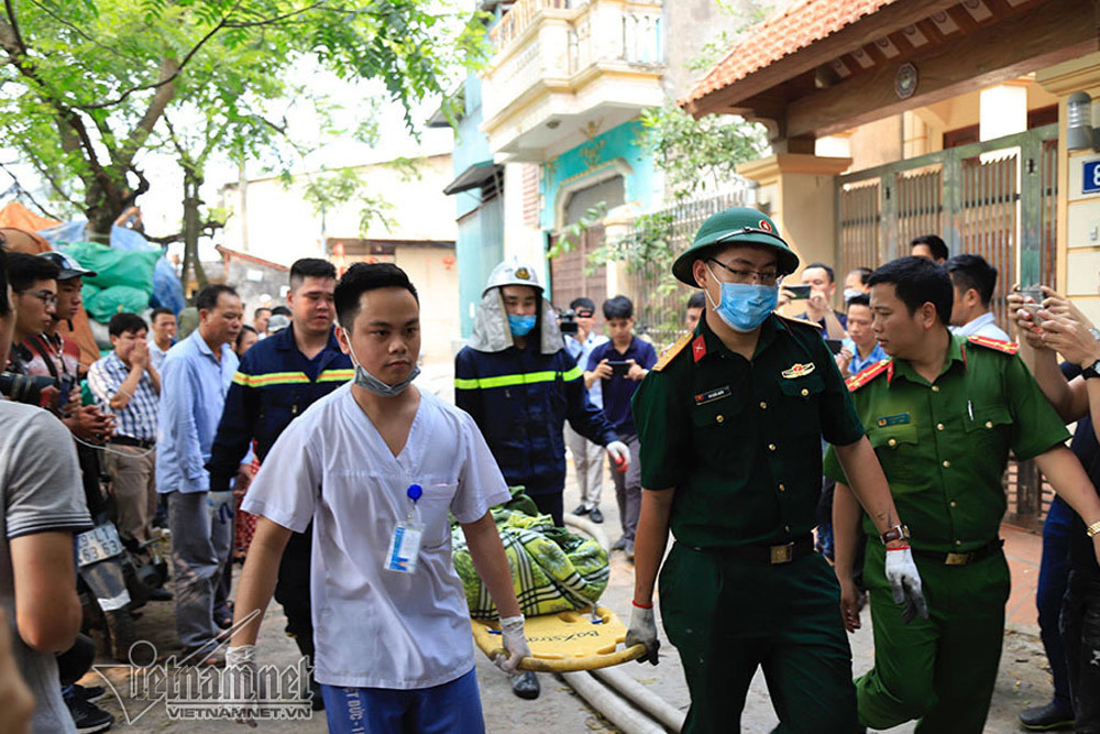 Hà Nội: Cháy lớn ở Trung Văn, 8 người chết cùng một chỗ