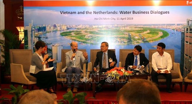 Vietnam, Netherlands cooperate in water management in Mekong Delta