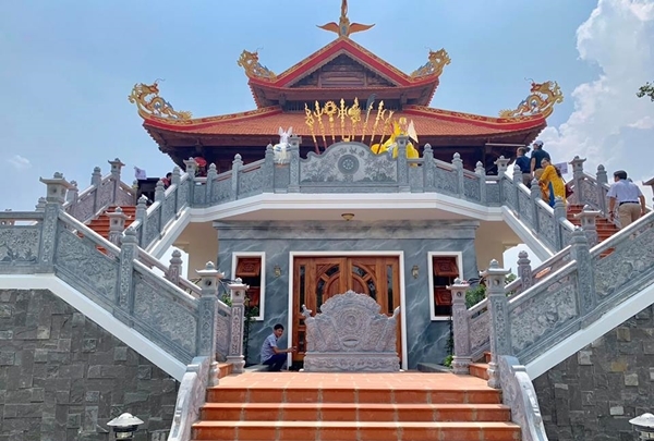 Hé lộ ngôi đền mới trong nhà thờ Tổ 100 tỷ của Hoài Linh