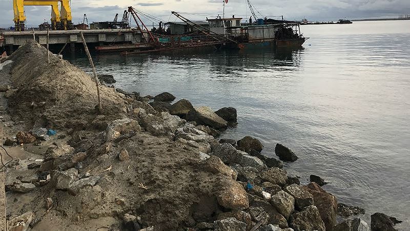 Dung Quat Port’s dredged sludge to be dumped in Dung Quat sea