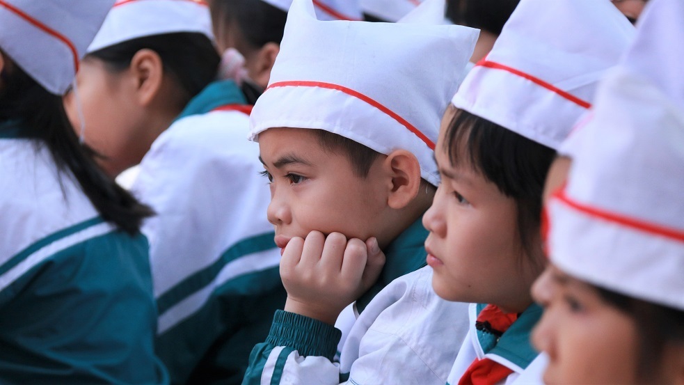Nghỉ lễ, phụ huynh Hà Nội xôn xao với tiêu chuẩn sơ tuyển lớp 6 toàn điểm 10