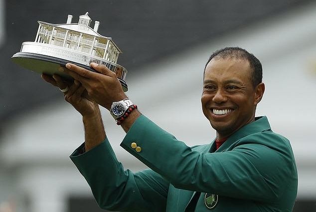 Tiger Woods xuất sắc đăng quang The Masters 2019