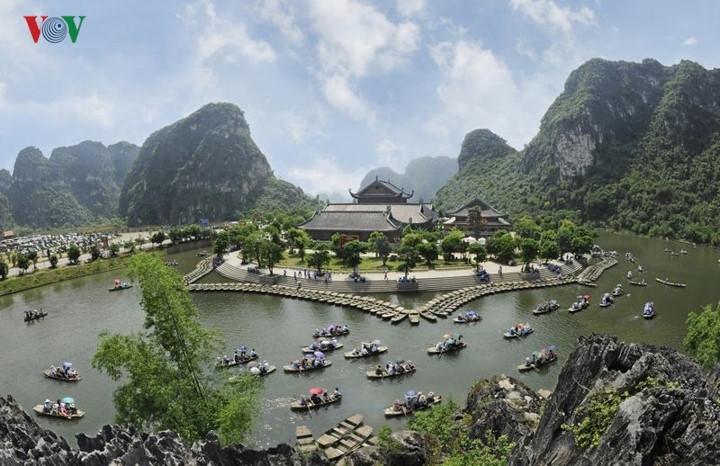 Top destinations near Hanoi to enjoy a holiday