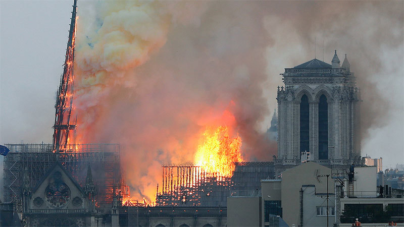 Vụ cháy Nhà thờ Đức Bà Paris được tiên tri từ trước?