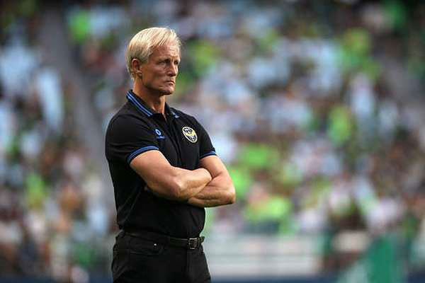 Coach of Vietnamese football star Cong Phuong’s Incheon sacked