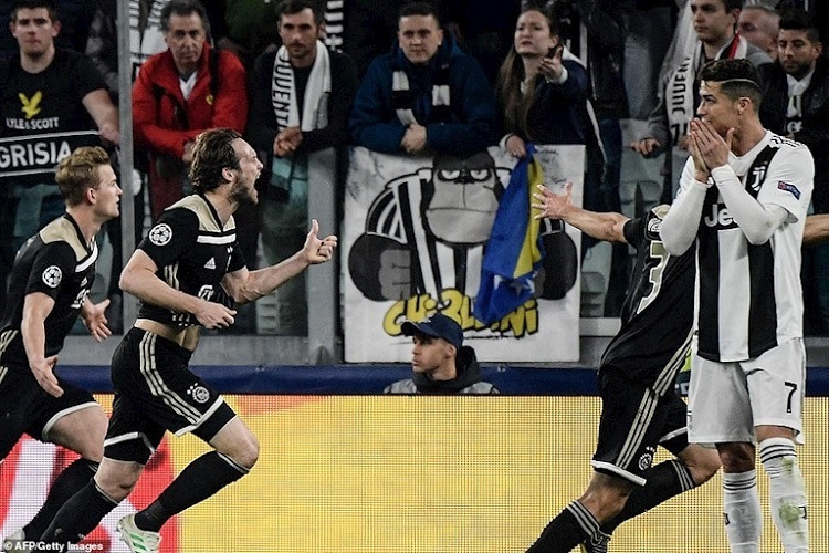 Ajax khiến Ronaldo, Juventus khóc hờn: Lẽ ra phải thắng 4-1