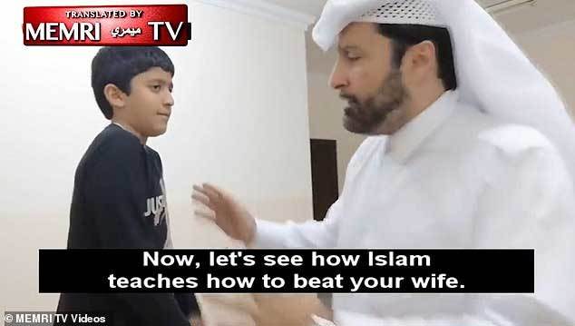 Công chúng sôi sục vì video dạy đàn ông đánh vợ