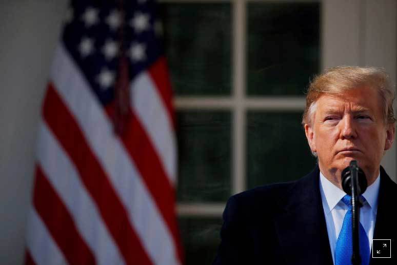 Đằng sau quyết định gây sốc mới của ông Trump