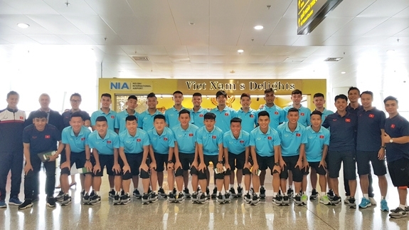 Vietnam U18 team set out for international tournament in Hong Kong