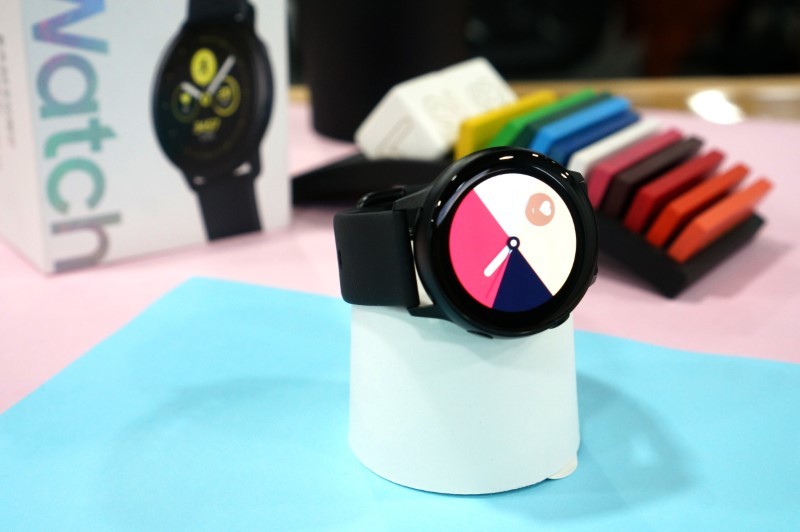 Galaxy Watch Active: Luyện tập hoàn hảo, phong cách thời trang