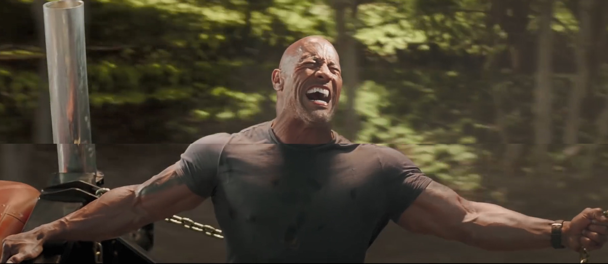 The Rock một mình cân cả trực thăng trong phim ngoại truyện của 