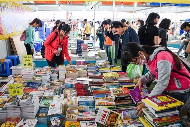 Vietnam Book Day helps promote reading culture