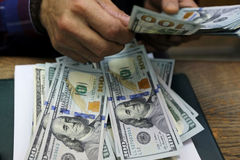 Tỷ giá ngoại tệ ngày 11/5: USD giảm mạnh