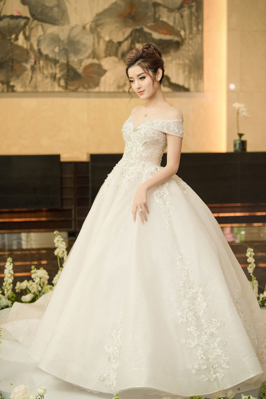 5 kiểu váy cưới đẹp nhất cho mùa cưới cuối năm 2022 - PNJ Blog