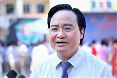 Bộ trưởng Phùng Xuân Nhạ: "Đang nhanh chóng xác định đối tượng vi phạm gian lận thi cử"