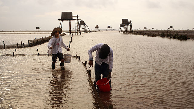 New work day starts at sea