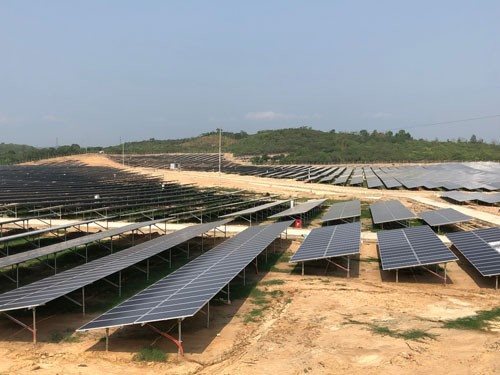 Solar-power projects in Vietnam race to meet deadline for incentives