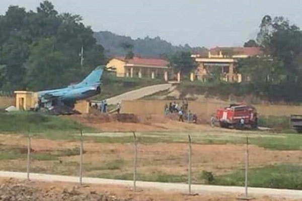 Máy bay Su-22 gặp sự cố ở Yên Bái