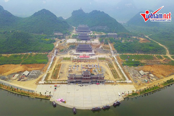 2000 người làm việc ngày đêm trên công trình chuẩn bị Đại lễ Phật đản 2019