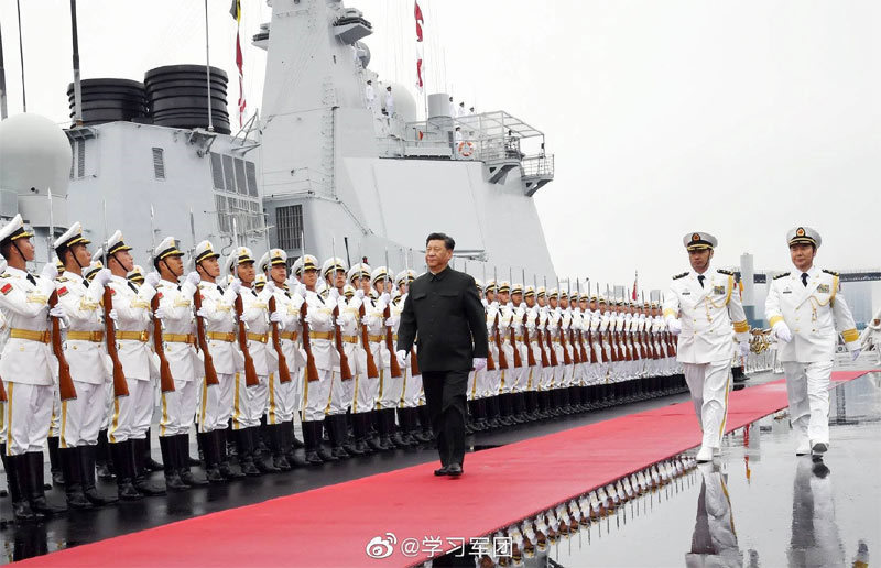 Dàn chiến hạm khủng rầm rộ duyệt binh ngoài khơi Trung Quốc