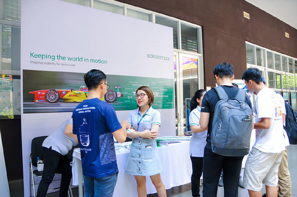 Công ty nước ngoài tuyển dụng Sinh viên Việt Đức tại trường