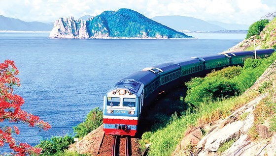 Nearly VND2,000 billion to upgrade Hanoi-HCM City railway system