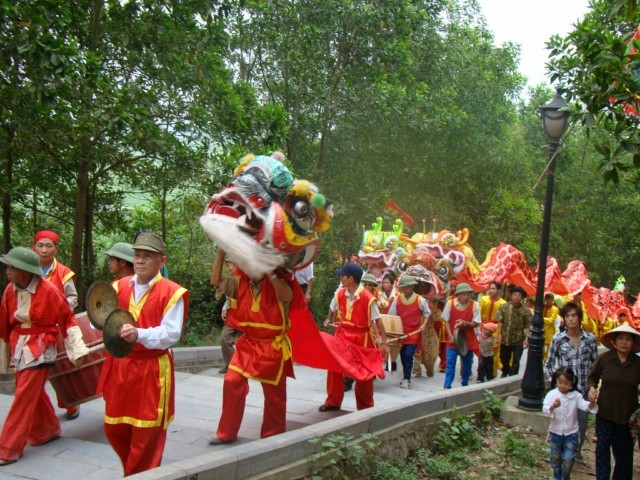 Ha Nam celebrates Doi Son Pagoda Festival